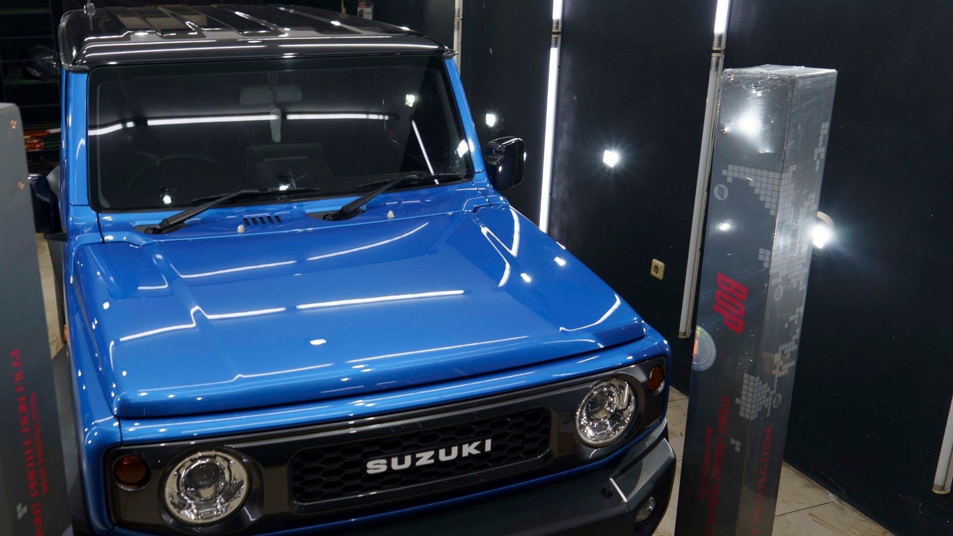 Instalasi di Mega Arvia